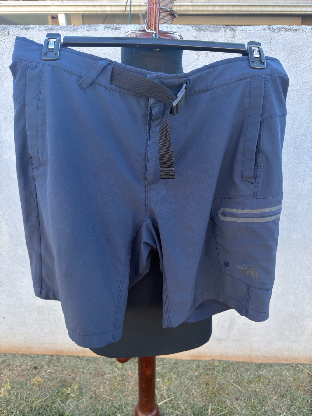 Preowned North Face Shorts Navy Blue Mens 34